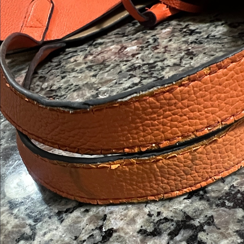 Neiman Marcus Vibrant Orange Tote - Picture 4 of 4